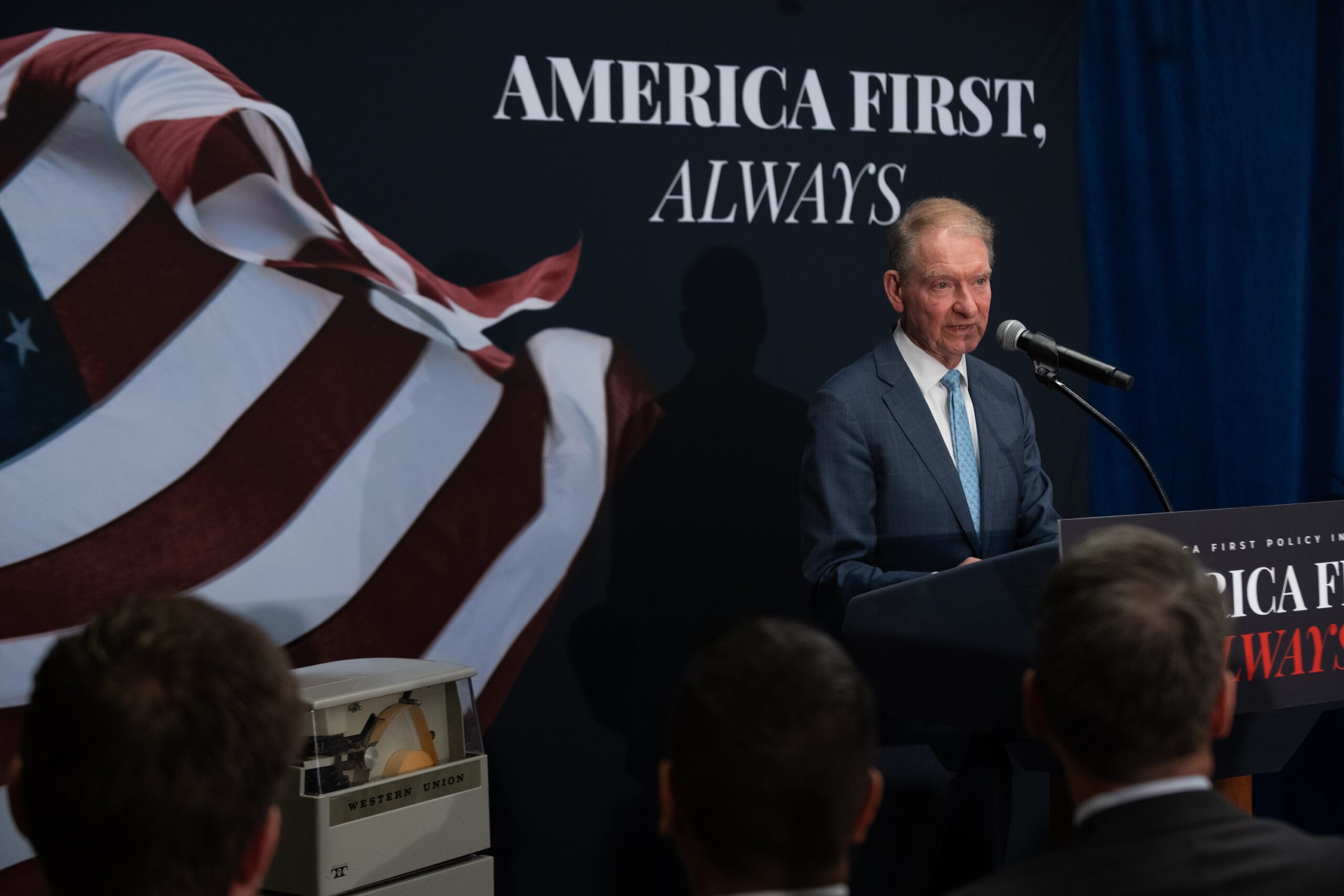  अमेरिकी क्रिप्टो रेगुलेशन में बदलाव के प्रतीक। image